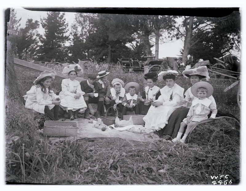 Picnic, A & P Show, 1904.