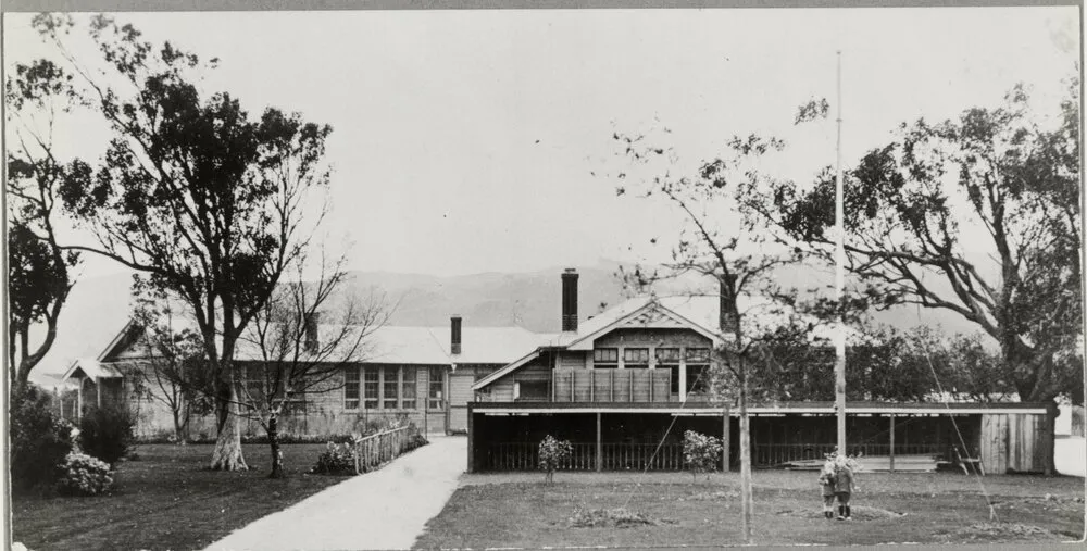 Eastern Hutt School