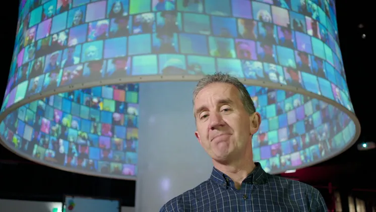 The Hard Stuff With Nigel Latta - Screenagers: Living Online