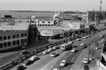Image: Fanshawe Street, Auckland Central