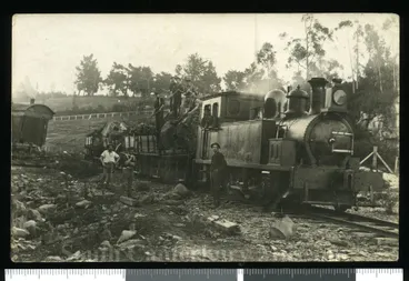 Image: [Quarry locomotive, Timaru]