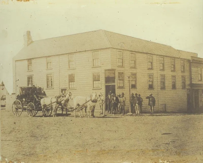 Arrival of first Cobb & Co. coach from Whanganui outside White Hart Hotel, New Plymouth.