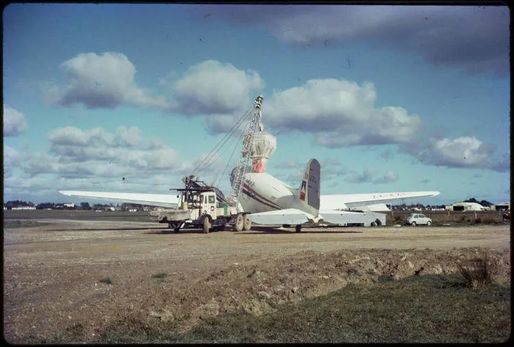 Loading a DC-3 with fertilizer, Ardmore, 1965