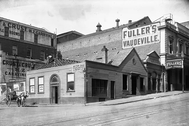 Dunedin City Council Chambers 1871-1880, corner of High and Manse Street