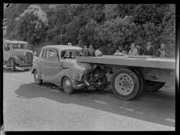 Image: Accident on the Hutt Road where a car ran into the back of a truck