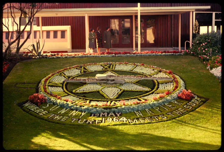 Floral clock, Napier, 1964