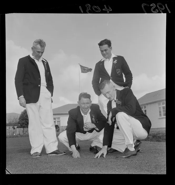 Members of Petone Central Bowling Club