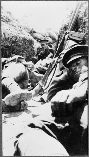 Soldiers resting in trenches, Gallipoli, 1915
