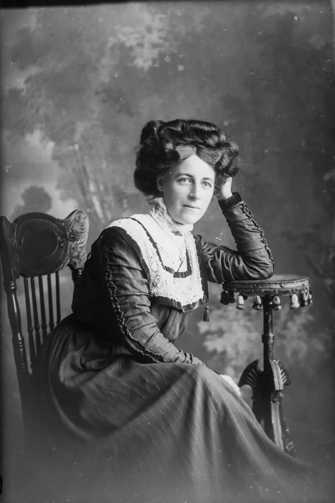 Miss Millar, 1909