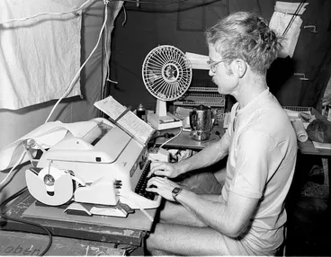 Image: PR3295-R23-11-83