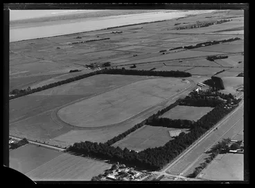 Image: Motukarara Racecourse, Banks Peninsula, Canterbury Region