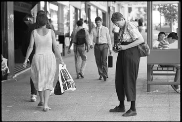 Image: Ans Westra, Queen Street, 1989