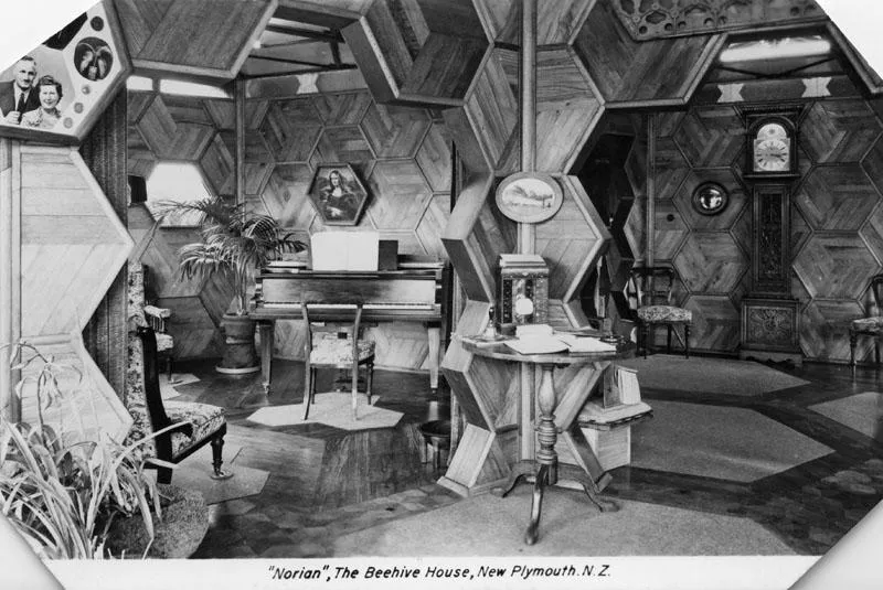 ""Norian", The Beehive House, New Plymouth NZ"