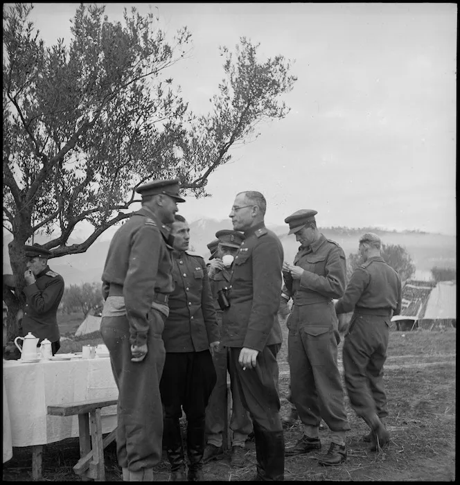 General Freyberg talking with Russian military observers, Majors General Vasiliev and Solodovnick, in Italy, World War II - Photograph taken by George Kaye