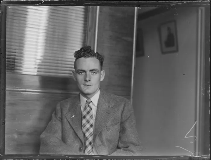 Portrait of Clifford Owen Brady, IC, 16 Squadron
