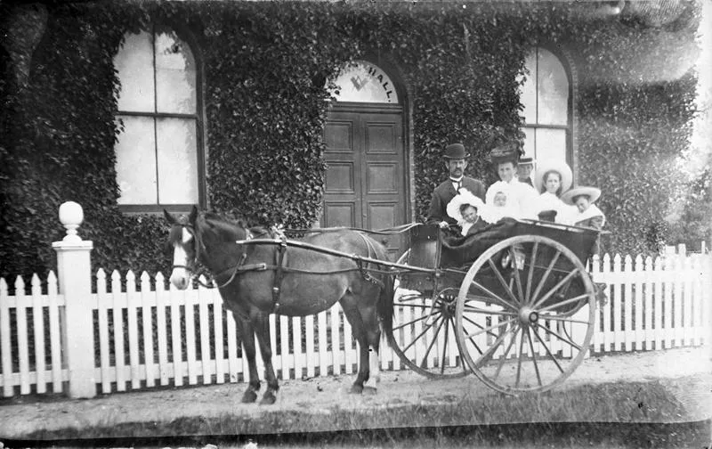 Fow family outside Masonic Hall