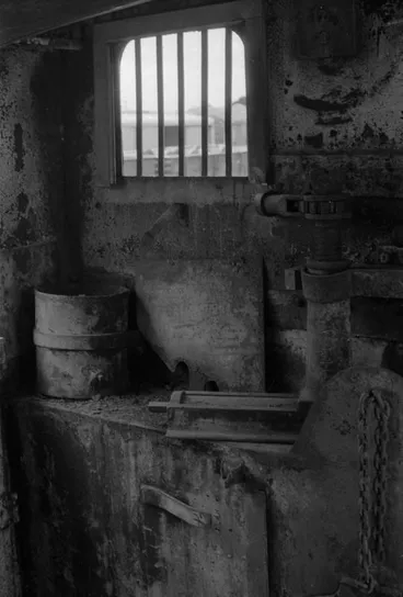 Image: Photograph of locomotive WW 491