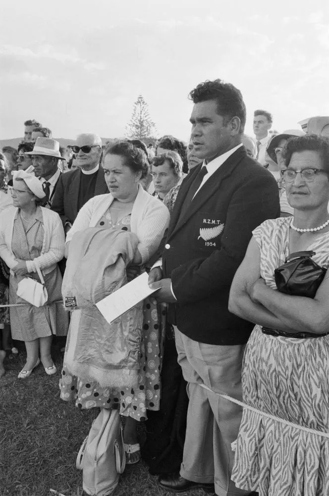 Spectators at Waitangi treaty celebrations, Waitangi