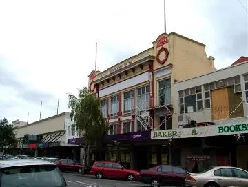 Farmers Trading Company Ltd, Queen Street, Masterton : digital image