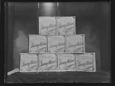 Image: Miller, honey combs