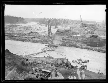 Image: Tangiwai Railway Bridge Reconstruction, 1953
