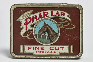 Image: Tobacco Tin - Myona Cigar Company, Phar Lap, 1931-1932