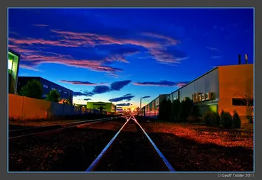 Image: Into the Sun Set