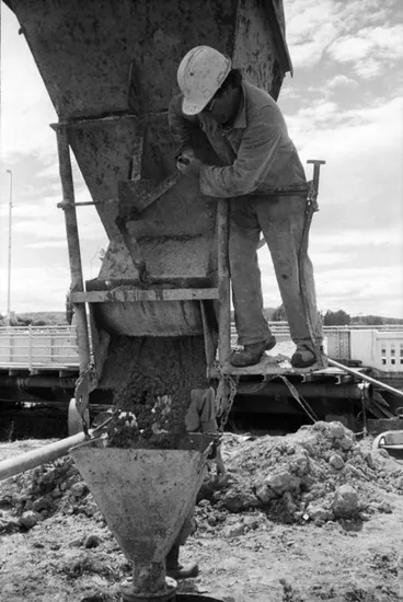 Image: Wairoa Bridge construction