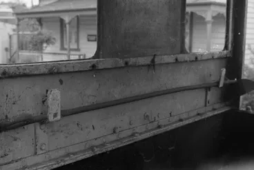 Image: Photograph of locomotive F 180