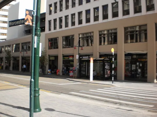 Shops at Grant Thornton House