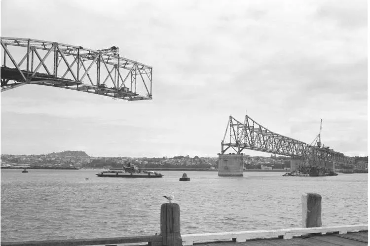 Construction of the Auckland Harbour Bridge, 1958