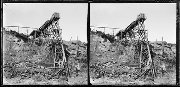Image: Elevator at mine, Round Hill, Southland