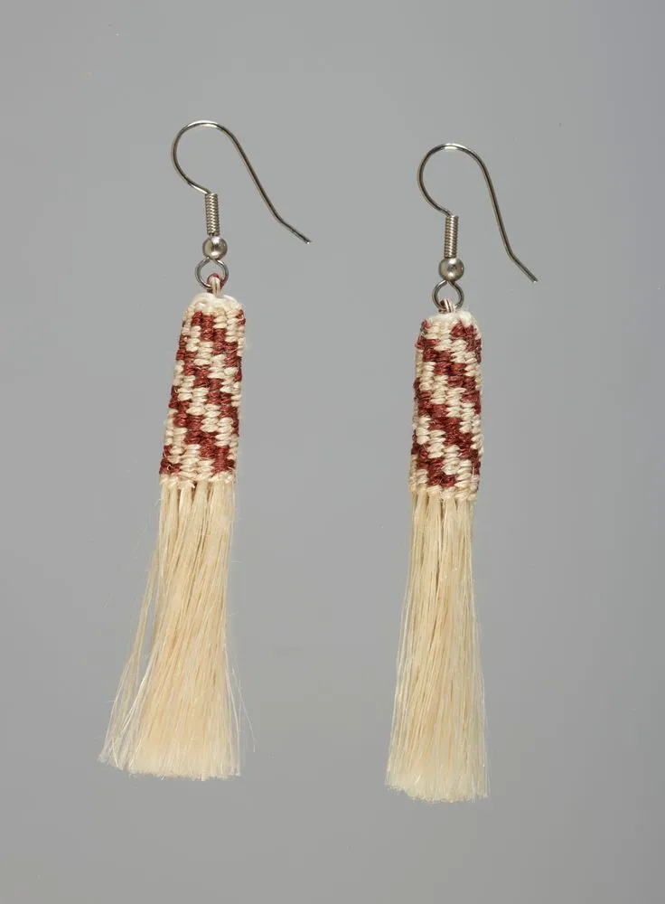 Mau-taringa (earrings)