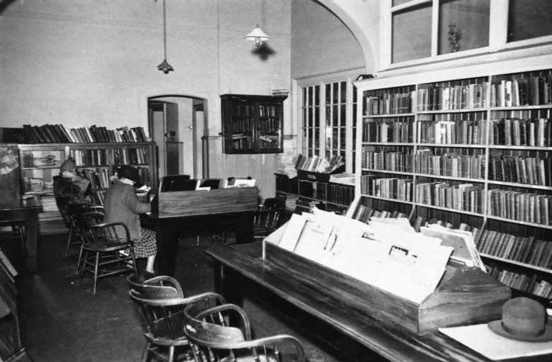 Hamilton Public Library