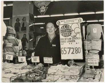 Image: Changeover to decimal currency sign at Woolworths