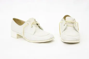 Image: Shoes, woman's (School Dental Nurse's)
