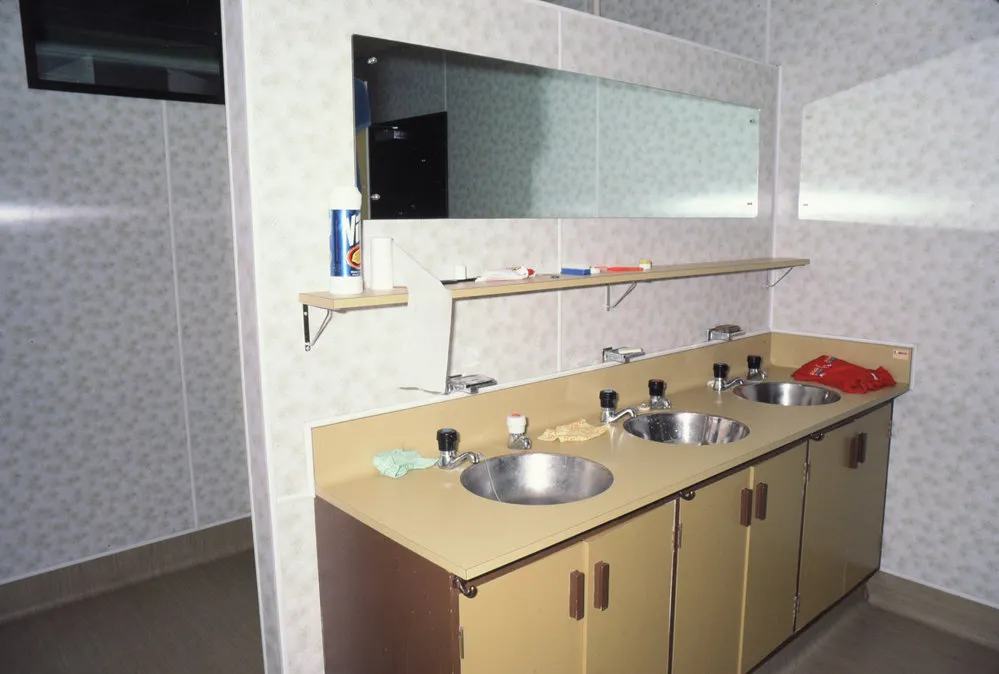 3A Women's Washbasins