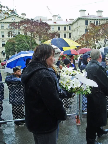 Image: Photographs of wreath-laying ceremony, Anzac Day, Wellington