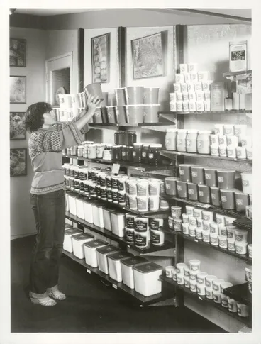 Image: Shops and Shopping