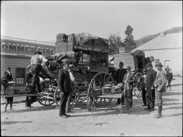 Image: The last Central Otago (Queenstown-Lawrence) Gold Escort, Cobb and Co. coach changing horse at Roxburgh