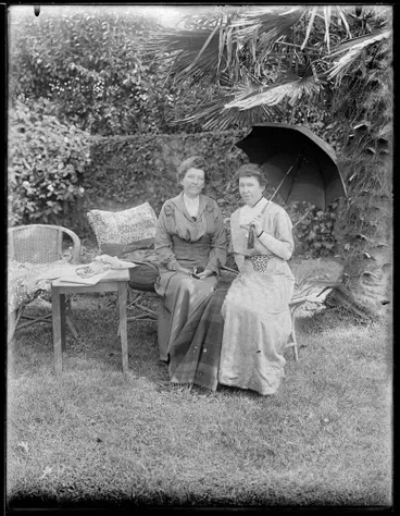 Image: Unidentified women at Blizzard House