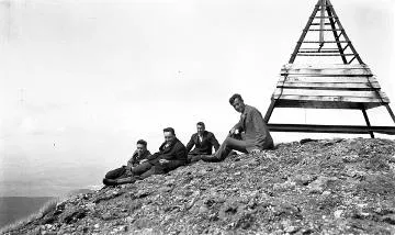 Summit, Mount Holdsworth