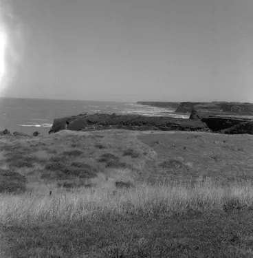 Image: Waimate pā, Kapuni river