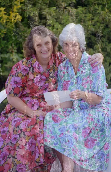 Image: Penpals Mary Sullivan and Phyllis Ashton