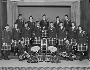Image: N.P. Ladies Highland Pipe Band, Group