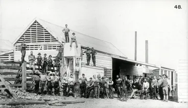 Image: Hutt Valley History 48; Industry and Commerce 006; Gear Meat Company