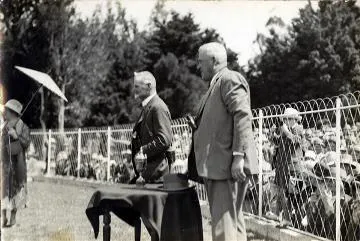 William Bidwill and [George Hutton] at Tauherenikau Racecourse : digital image