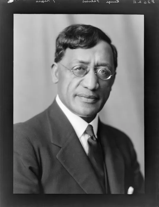 Mr Kingi Tahiwi, Maori musician