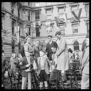 Image: Group during VE day celebrations, Wellington