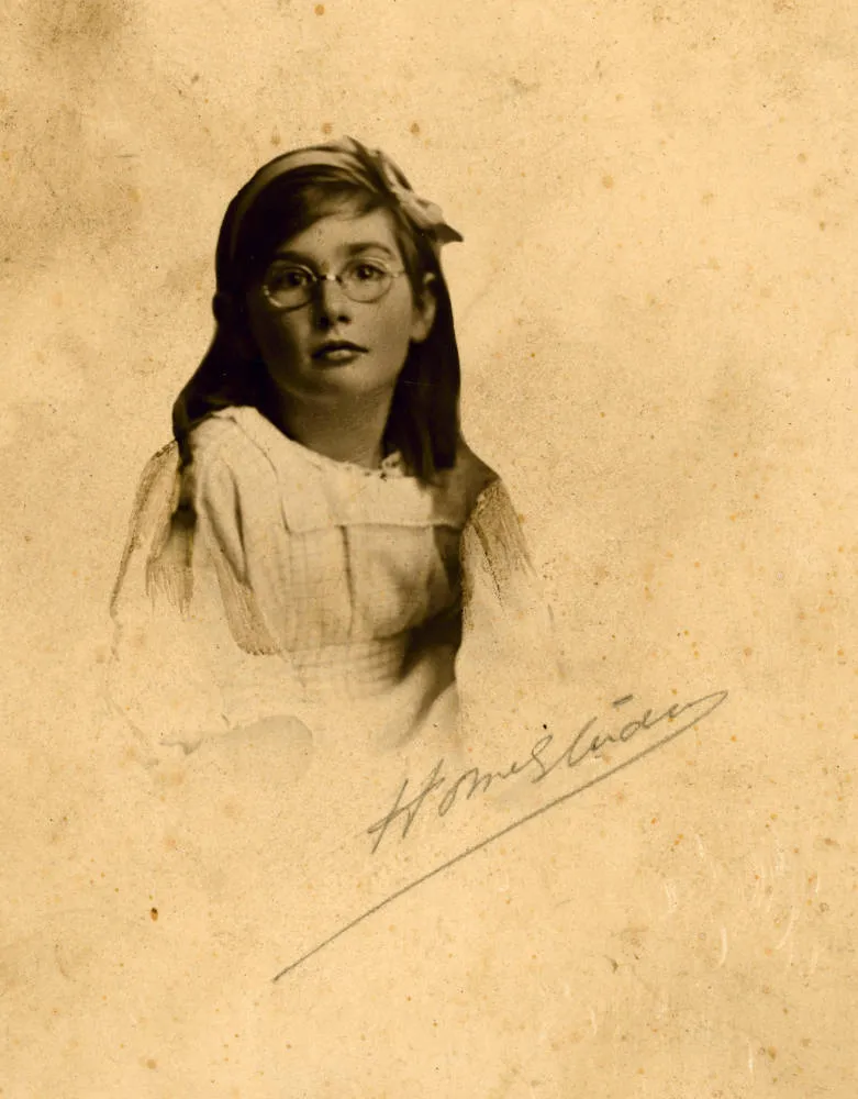 Studio portrait of Margaret Bartrum of Rewiti Avenue, Takapuna.